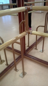 Кронштейн напольный угловой (двухрядный) - fgospostavki.ru - Иркутск