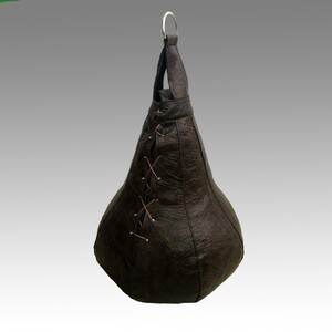 Груша боксерская капля на шнуровке (винилискожа) - fgospostavki.ru - Иркутск