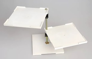 Столик подъемно-поворотный с 2-мя плоскостями - fgospostavki.ru - Иркутск