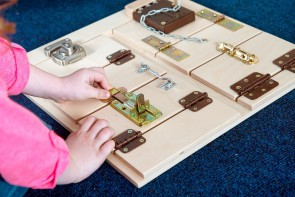 Тактильно-развивающая панель “Замочки” - fgospostavki.ru - Иркутск